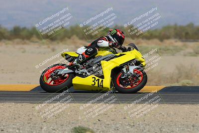 media/Oct-19-2024-CVMA (Sat) [[7df39c5a0d]]/Race 8- Formula 40 MW and LW/